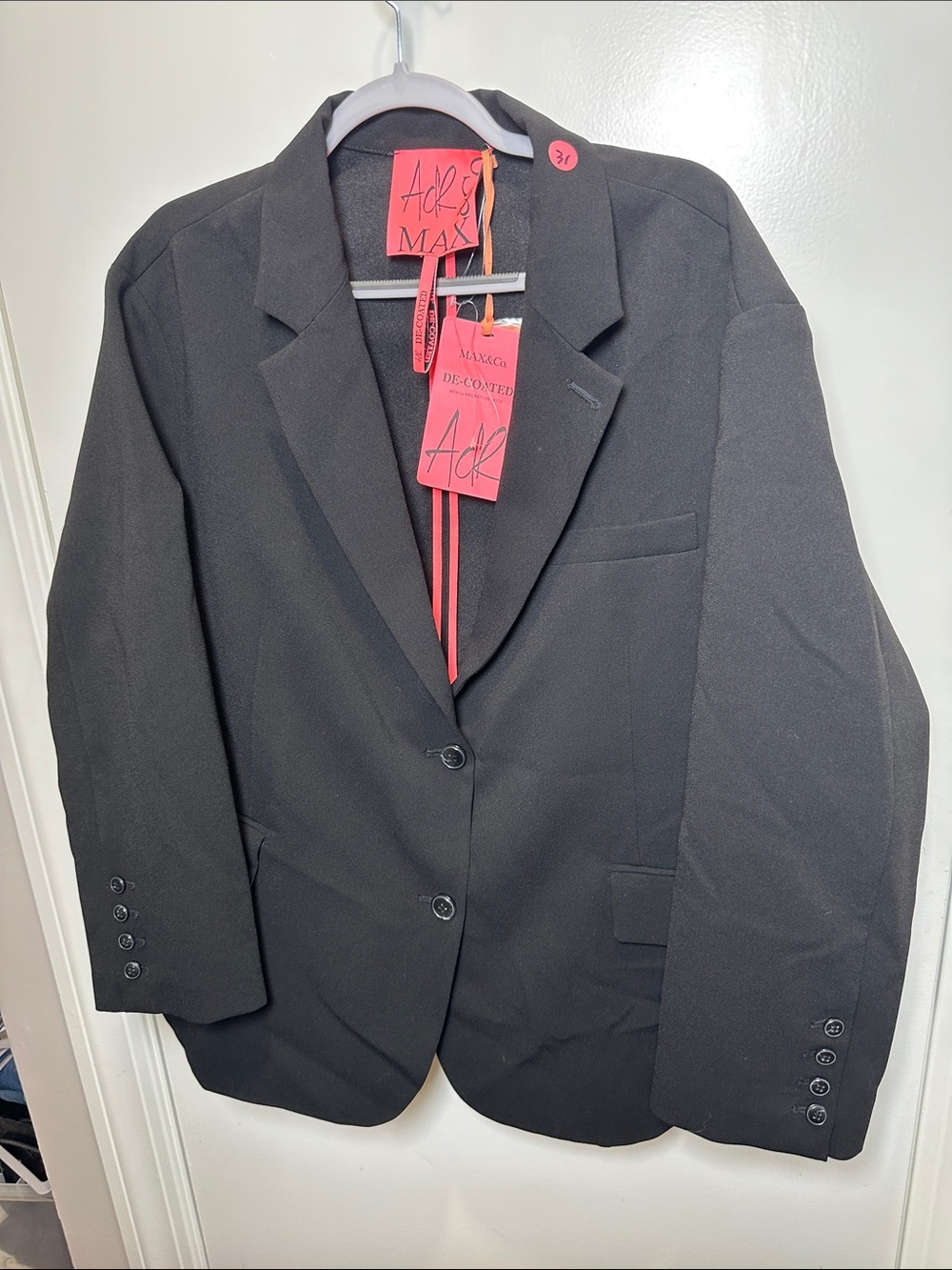 Max & Co. Black Women's Two-Button Tailored Blazer (54)